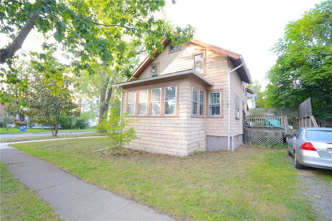 Property Photo:  713 S Plain Street  NY 14850 