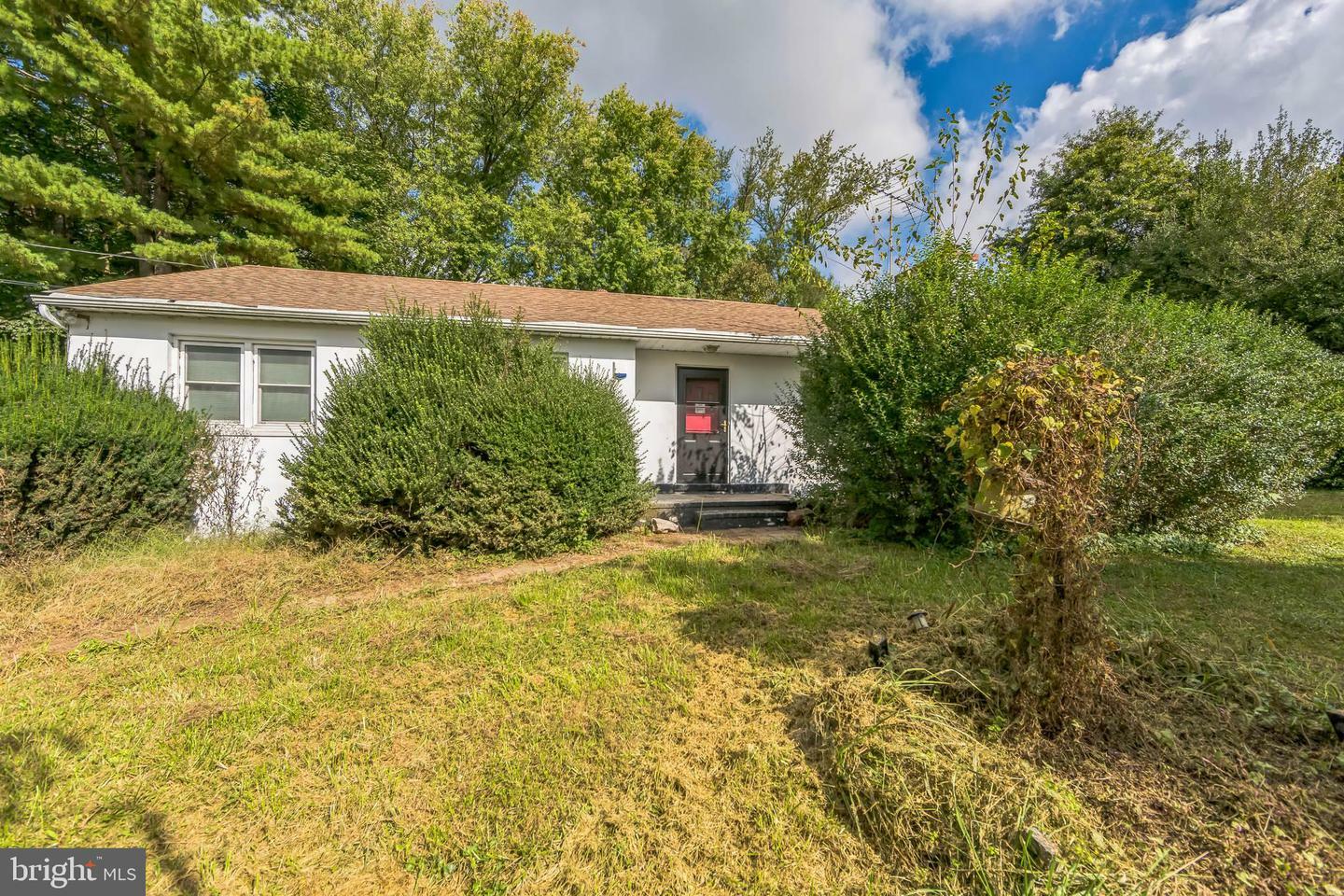 Property Photo:  191 W Street Road  PA 19348 