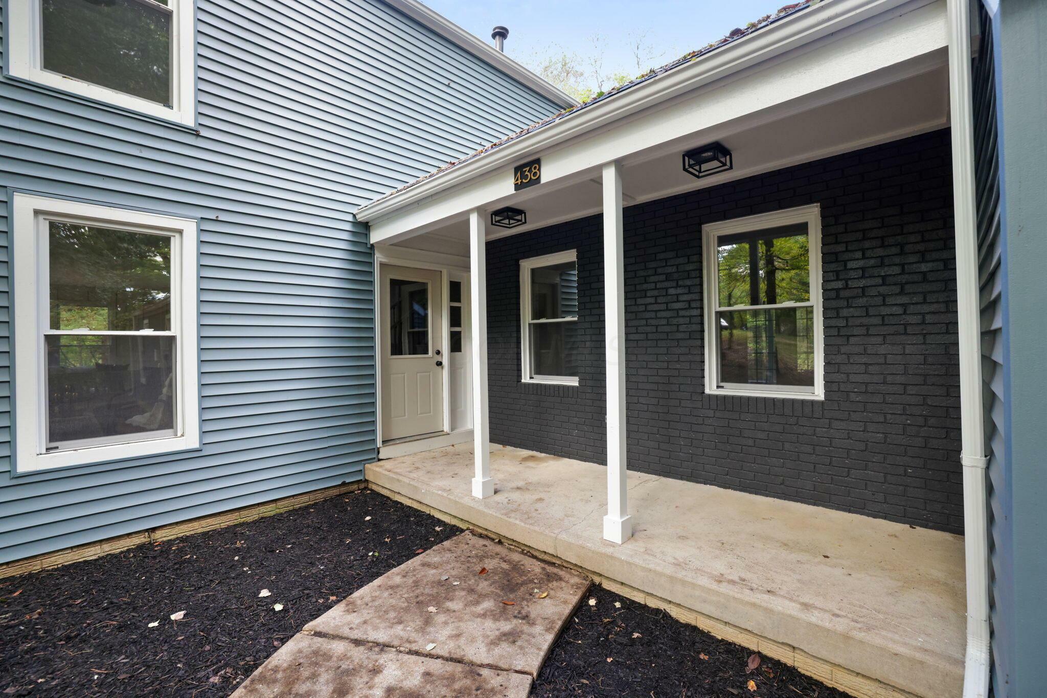 Property Photo:  438 Fern Hill Drive  OH 43023 