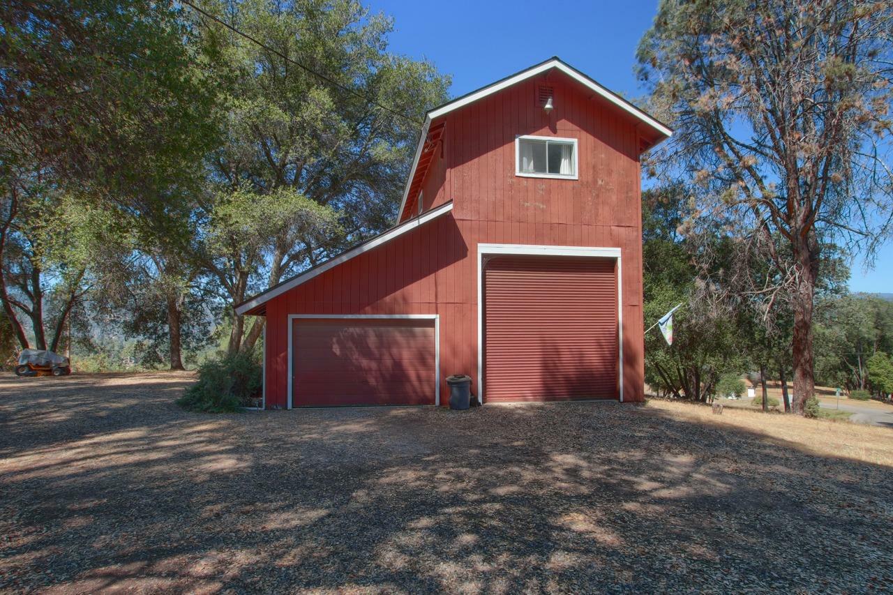 Property Photo:  39406 John West Road  CA 93644 