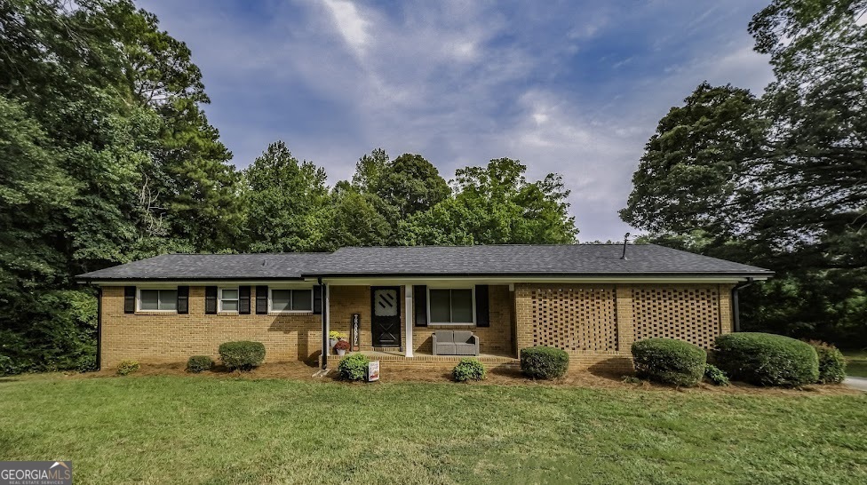 Property Photo: 8296 Highway 166 GA 30135