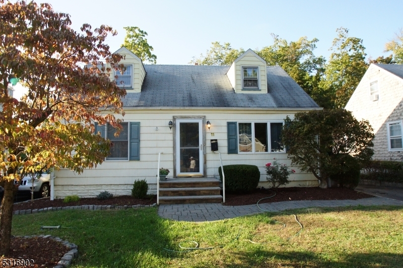 Property Photo:  11 Gray St  NJ 07006 