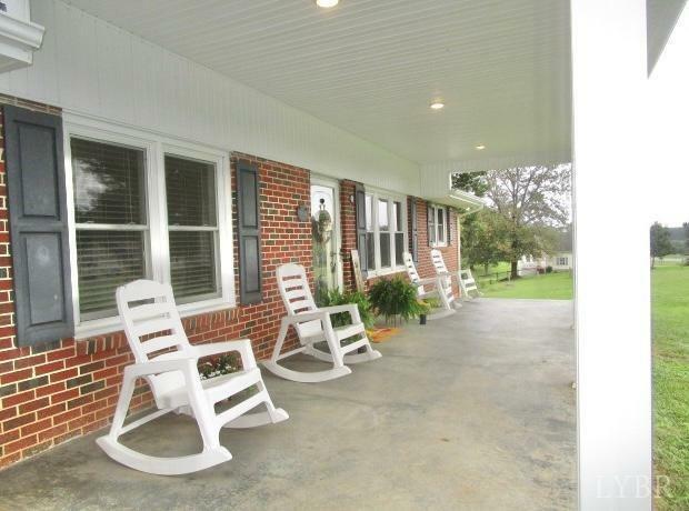 Property Photo:  831 Farm View Road  VA 24092 