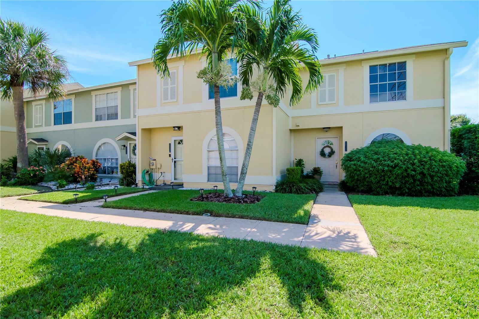 Property Photo:  1532 Chateaux De Ville Court  FL 33764 