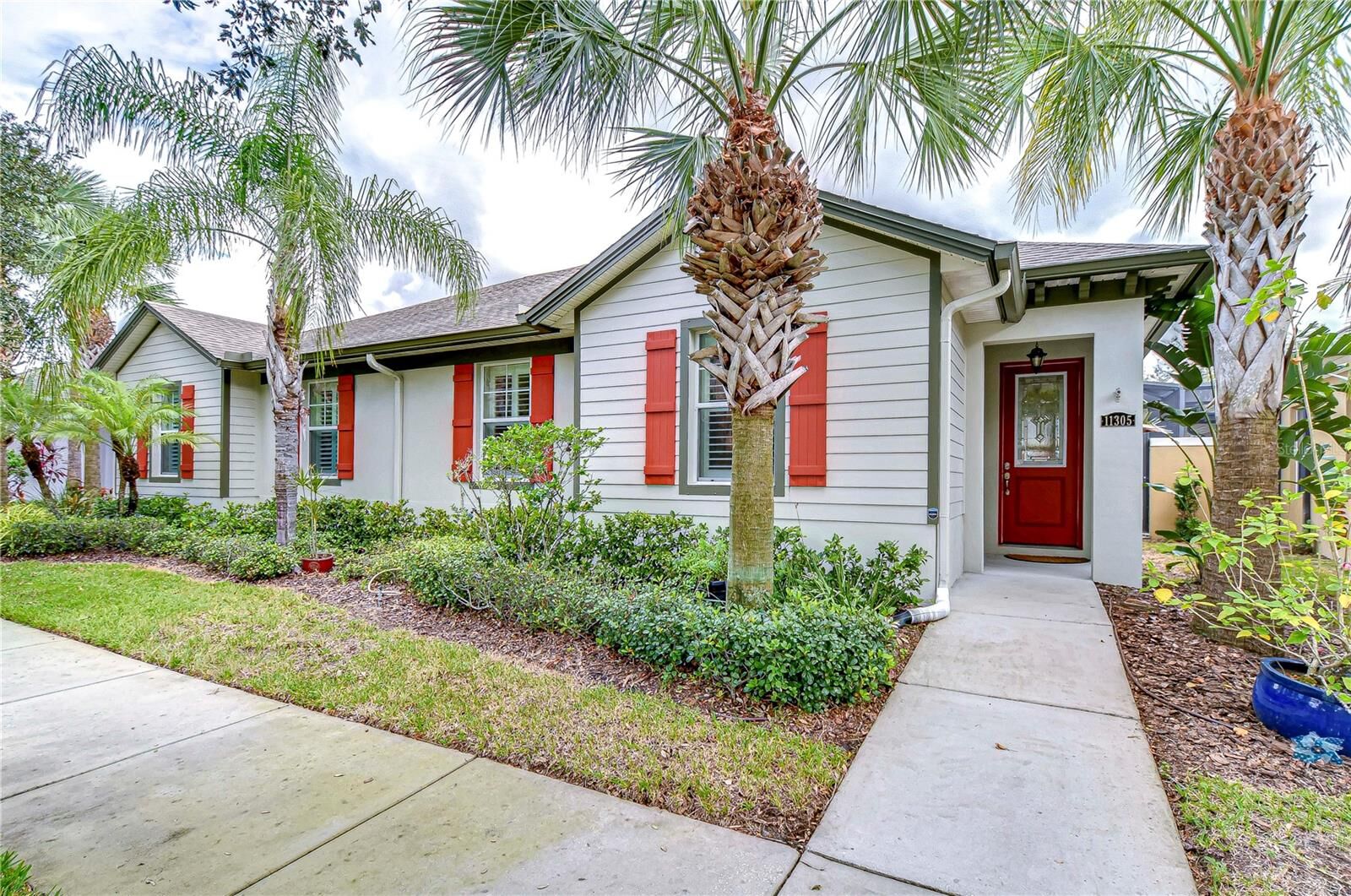 Property Photo: 11305 Temperley Place FL 33625