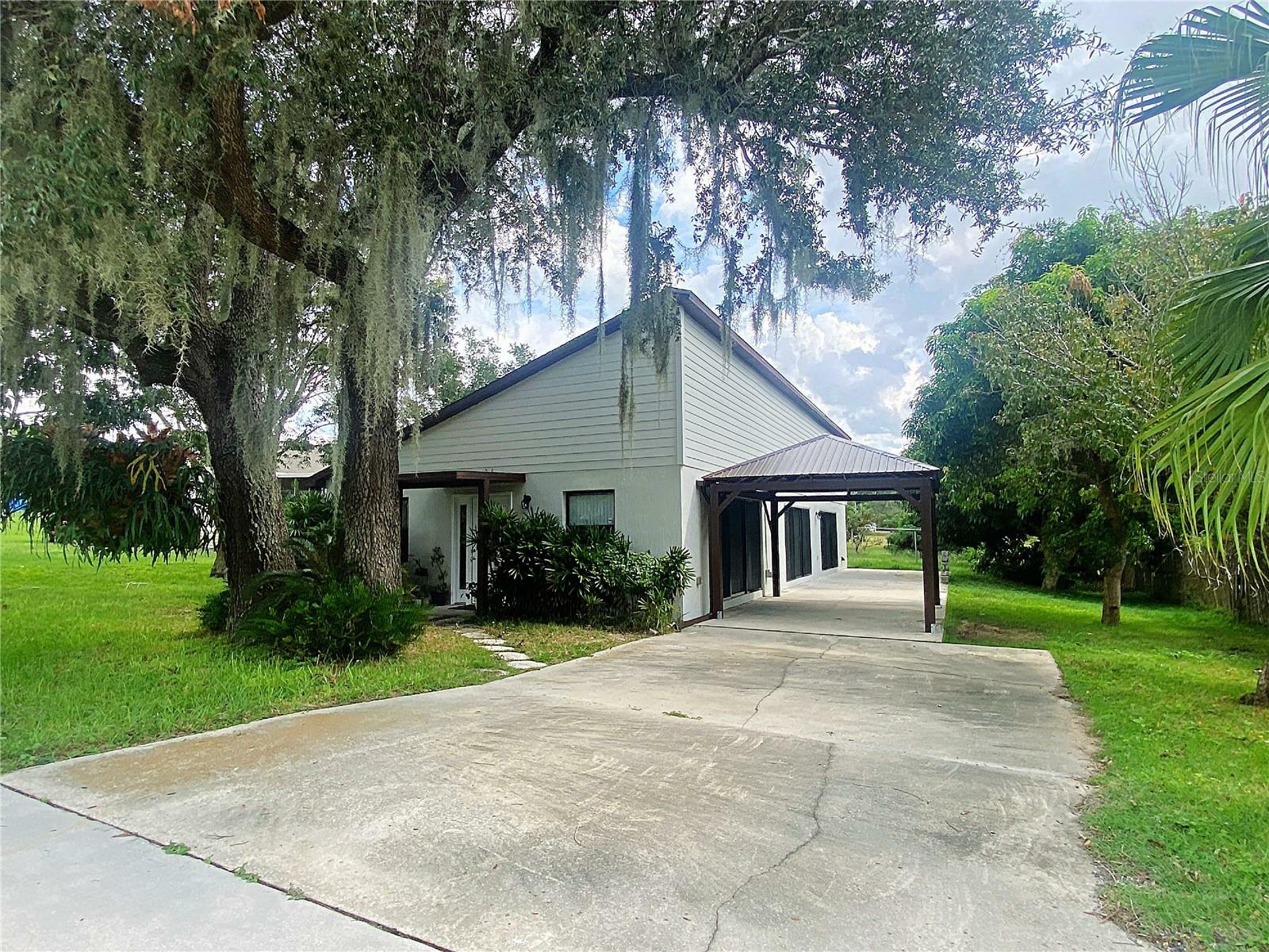 Property Photo:  1016 Sunset Trail  FL 33827 