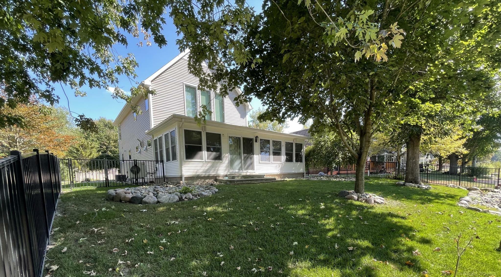 Property Photo:  5338 Mallard Court  MI 48612 