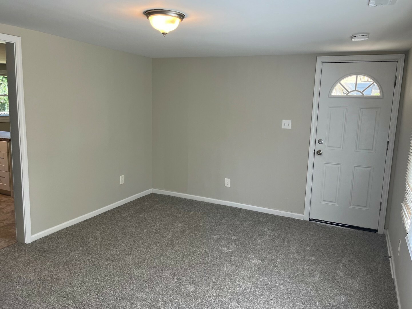 Property Photo:  915 Hammond Avenue  IL 60506 