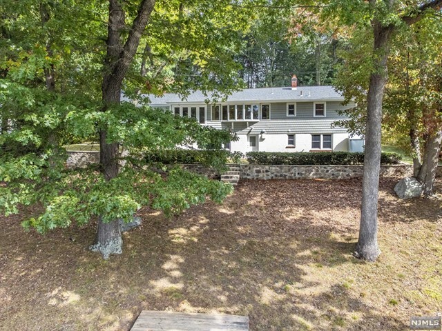 Property Photo:  131 High Crest Drive  NJ 07480 