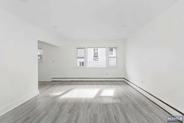 Property Photo:  86 Chestnut Street 4  NJ 07070 