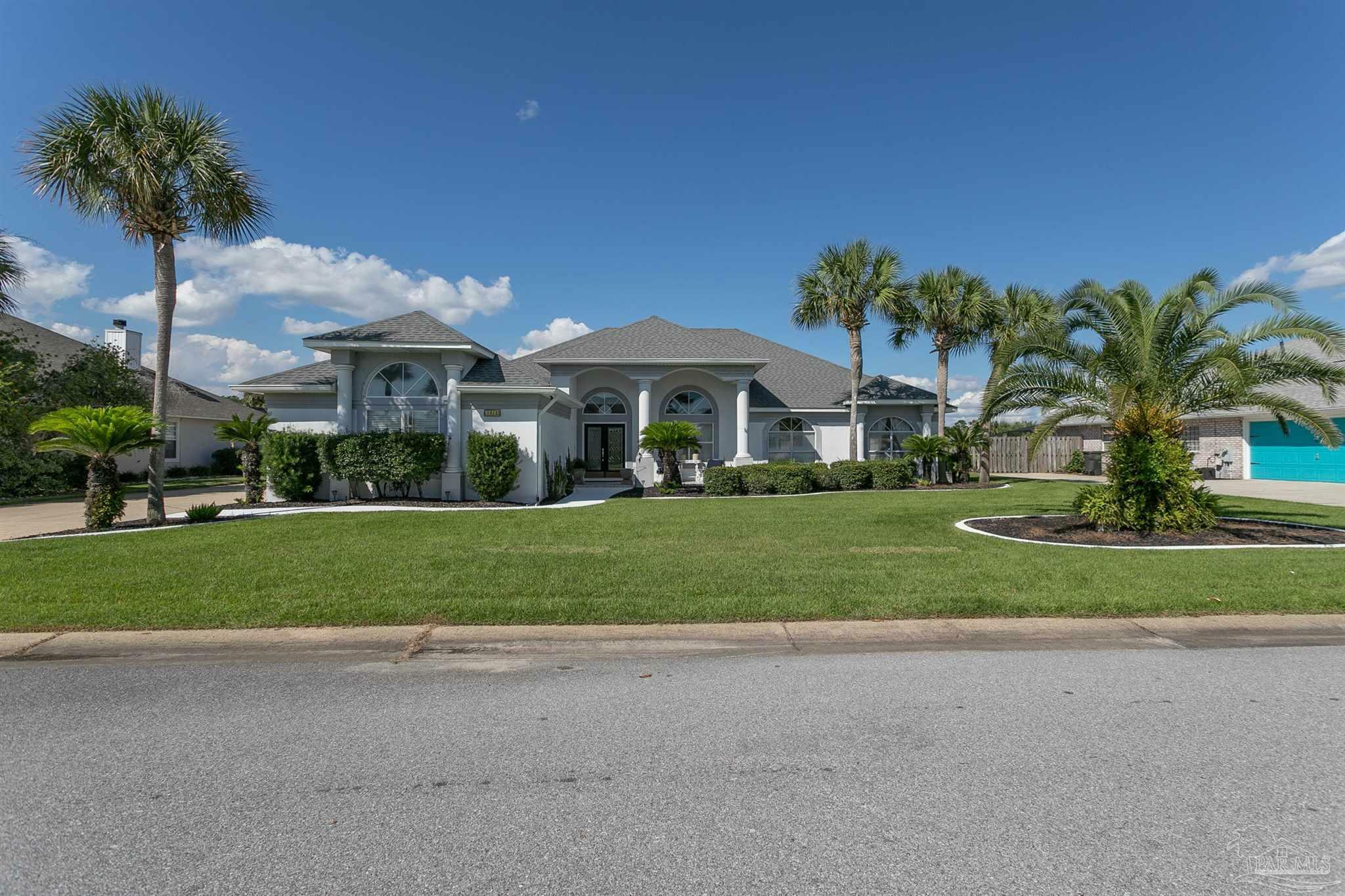 Property Photo:  1012 Bonita Dr  FL 32507 