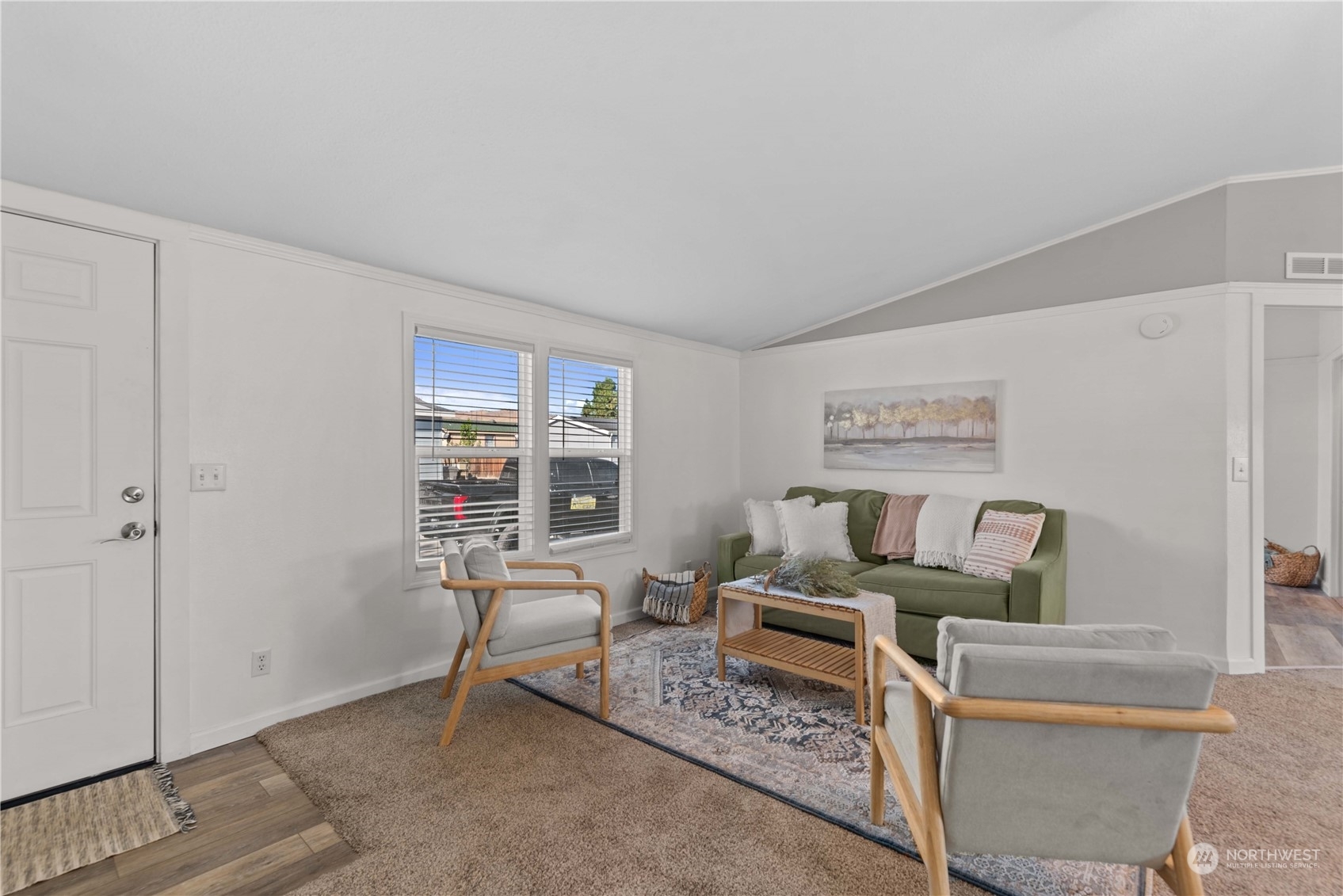 Property Photo: 1643 Ridgeview Lane WA 98801