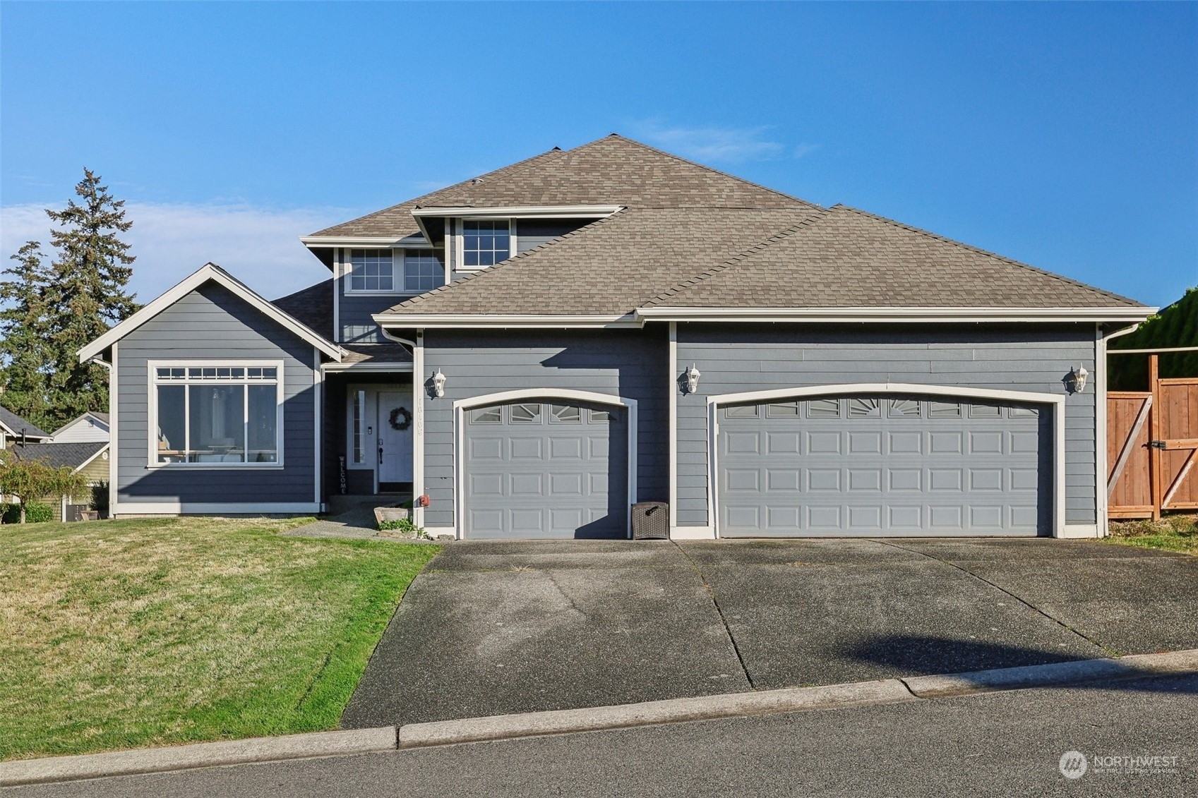 Property Photo:  10406 SE 189th Court  WA 98055 