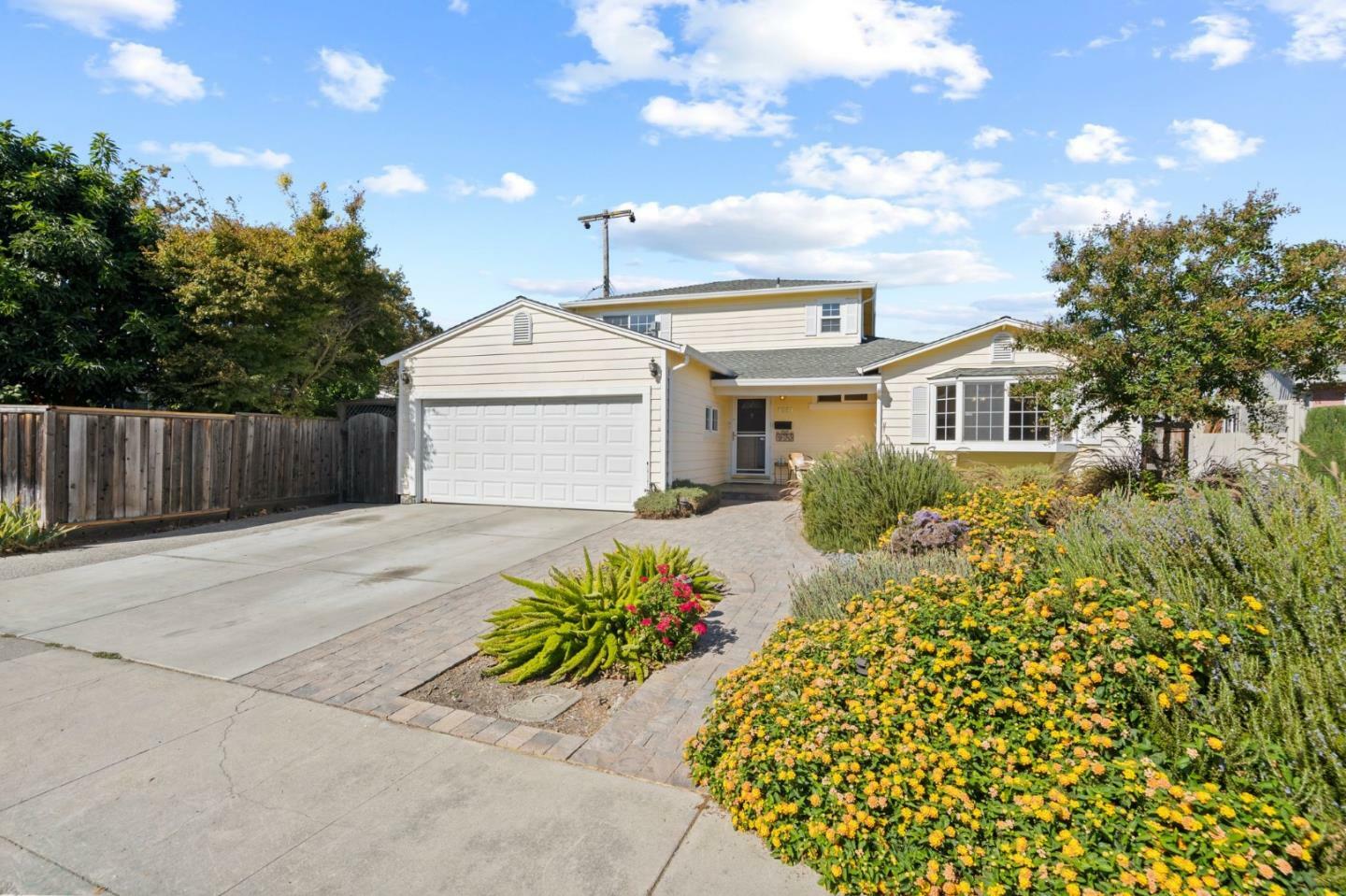 Property Photo:  1951 Saint Lawrence Drive  CA 95051 