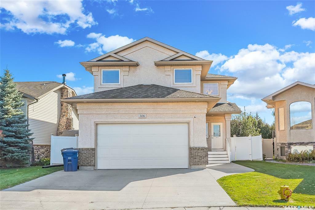 Photo de la propriété:  306 Maguire Court  SK S7W 1A6 