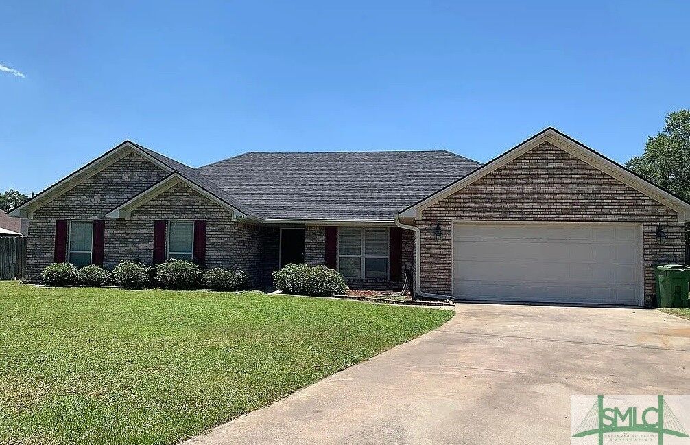 Property Photo: 1003 Canton Court GA 31313