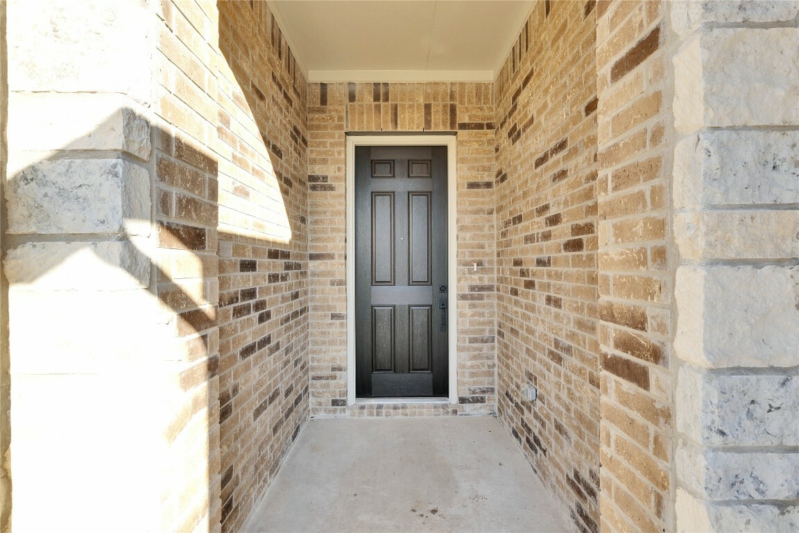 Property Photo:  1417 Cole Estates Drive  TX 78628 