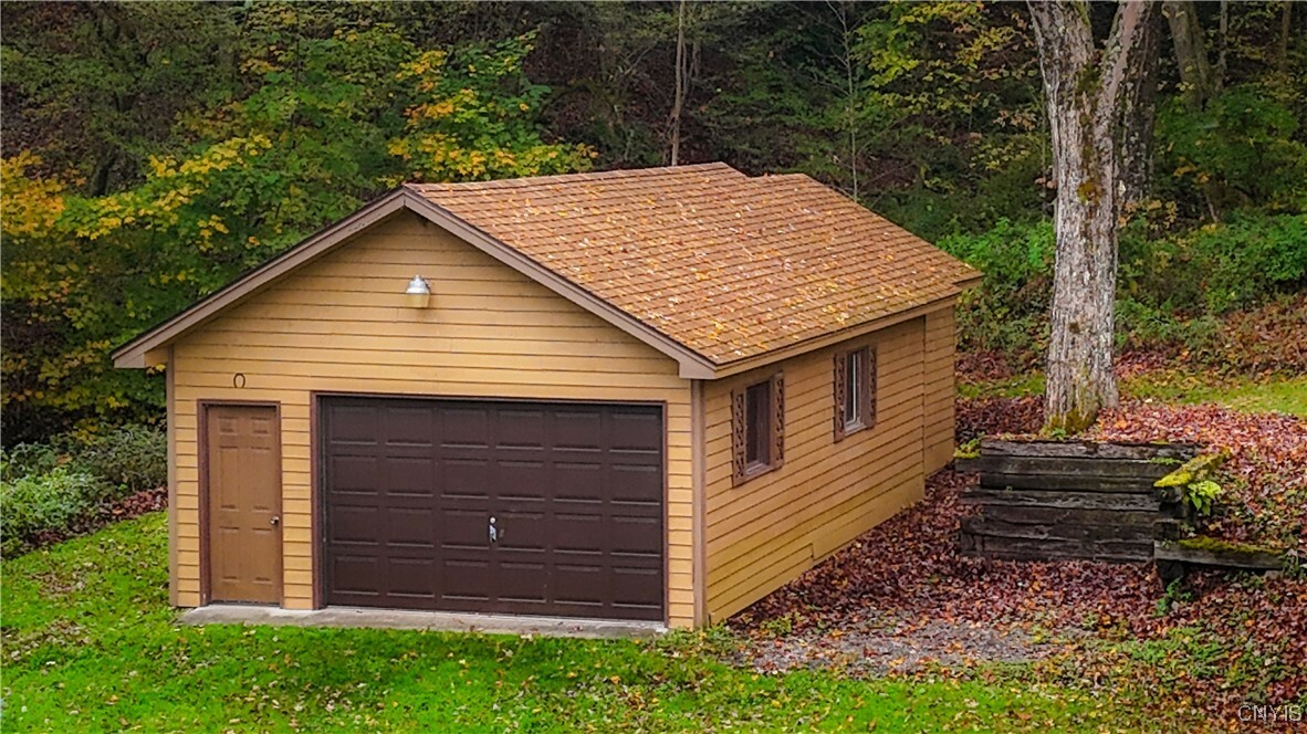 Property Photo:  4018 W Cheningo Road  NY 13158 