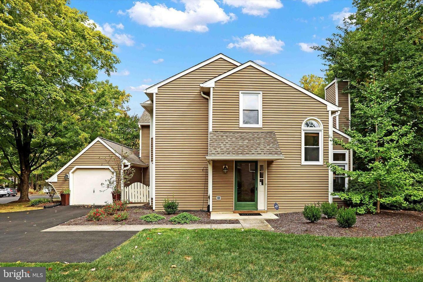 Property Photo:  320 Rowantree Circle  PA 19067 