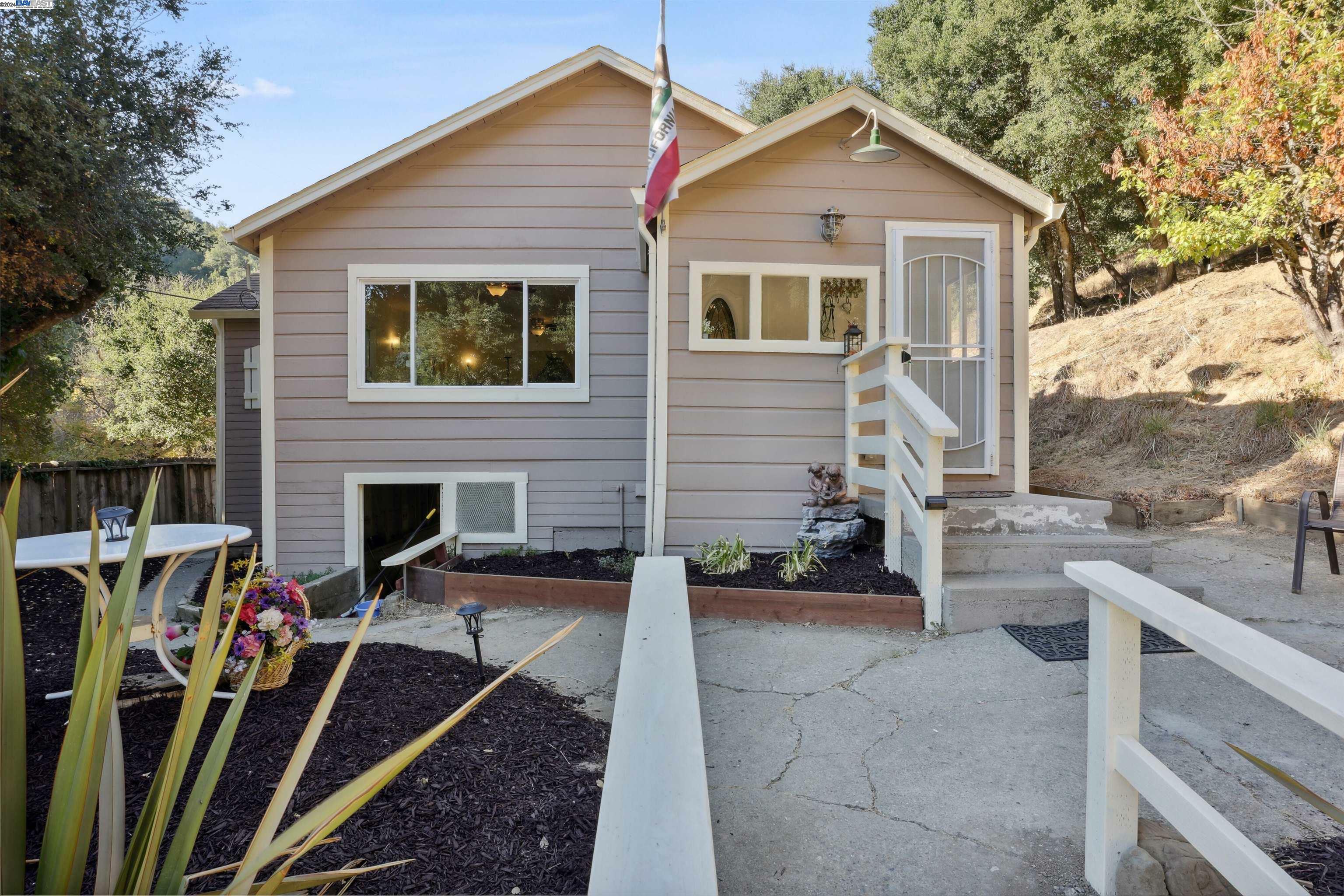 Property Photo:  17834 Cull Canyon Rd  CA 94552 