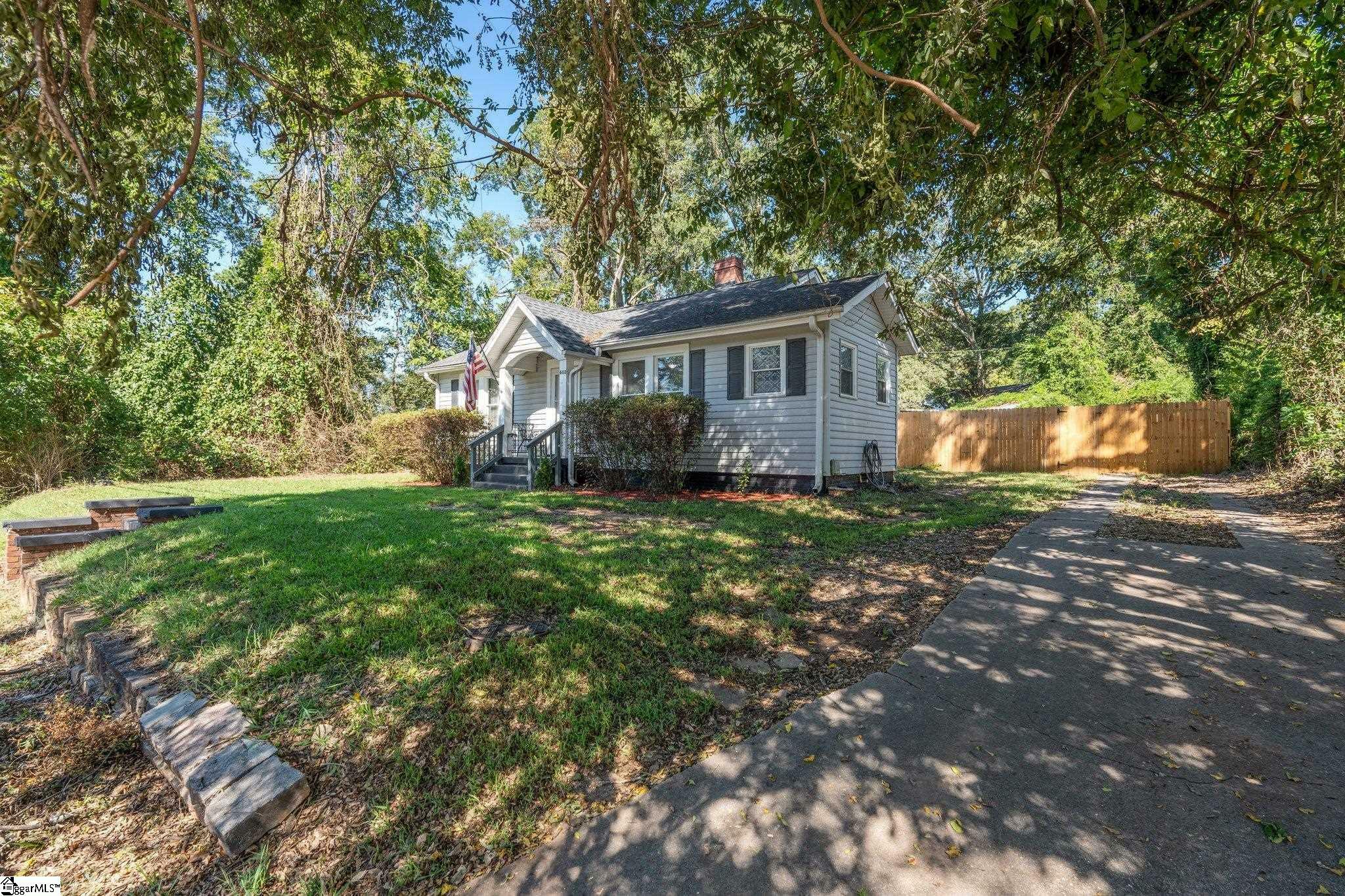 Property Photo:  603 E Whitner Street  SC 29624 