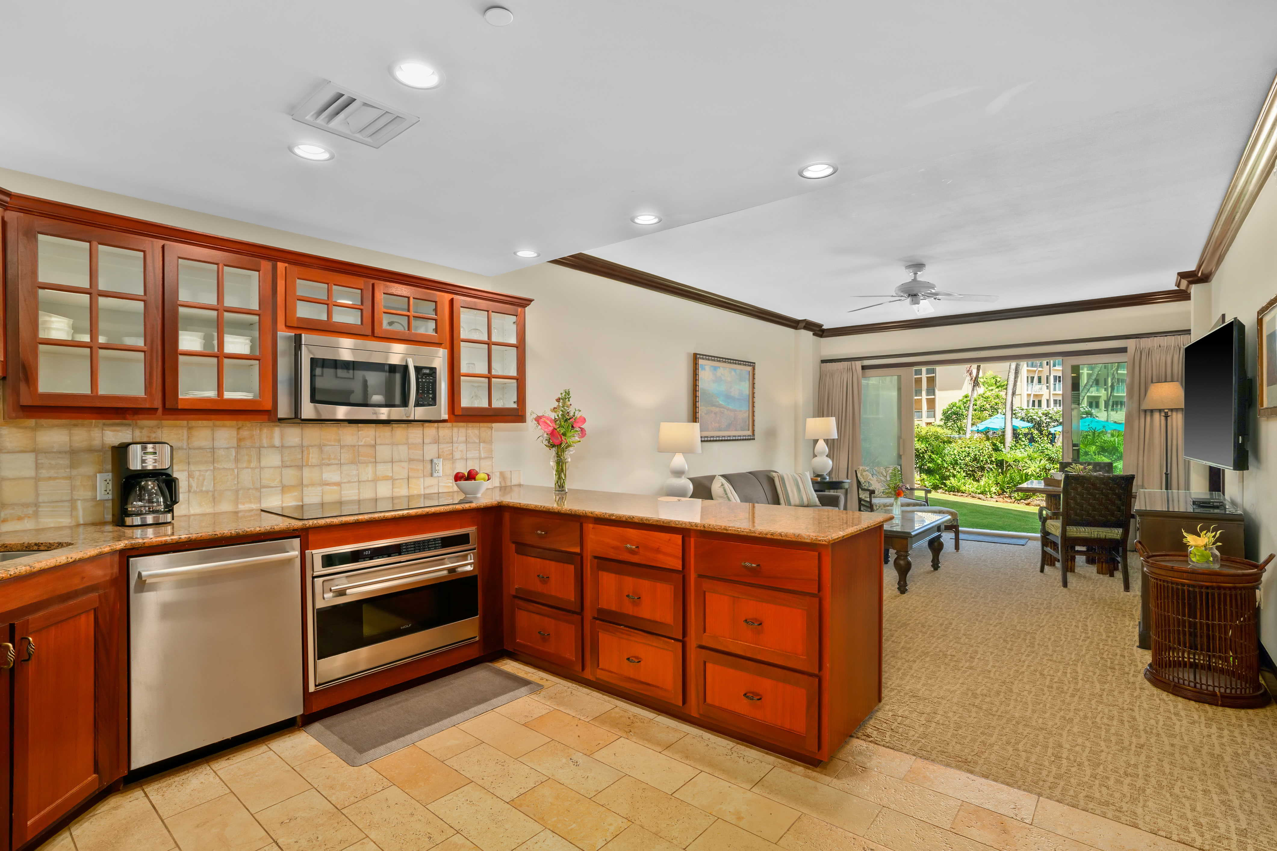 Property Photo:  4-820 Kuhio Hwy E106  HI 96746 