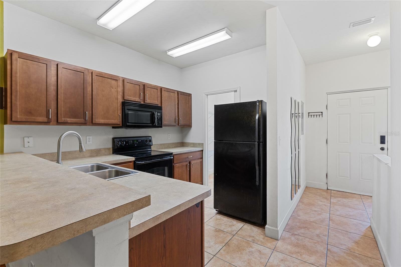 Property Photo: 2951 SW 35th Place 144 FL 32608