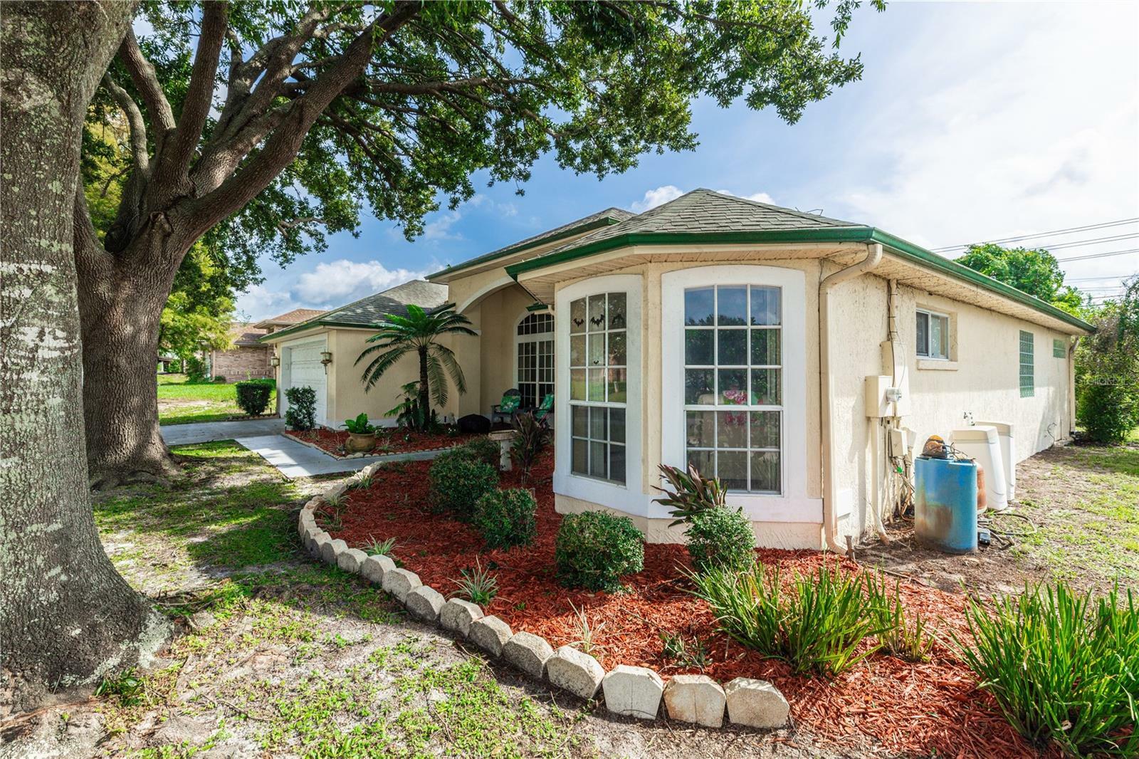 Property Photo:  107 Needlewood Loop  FL 32713 