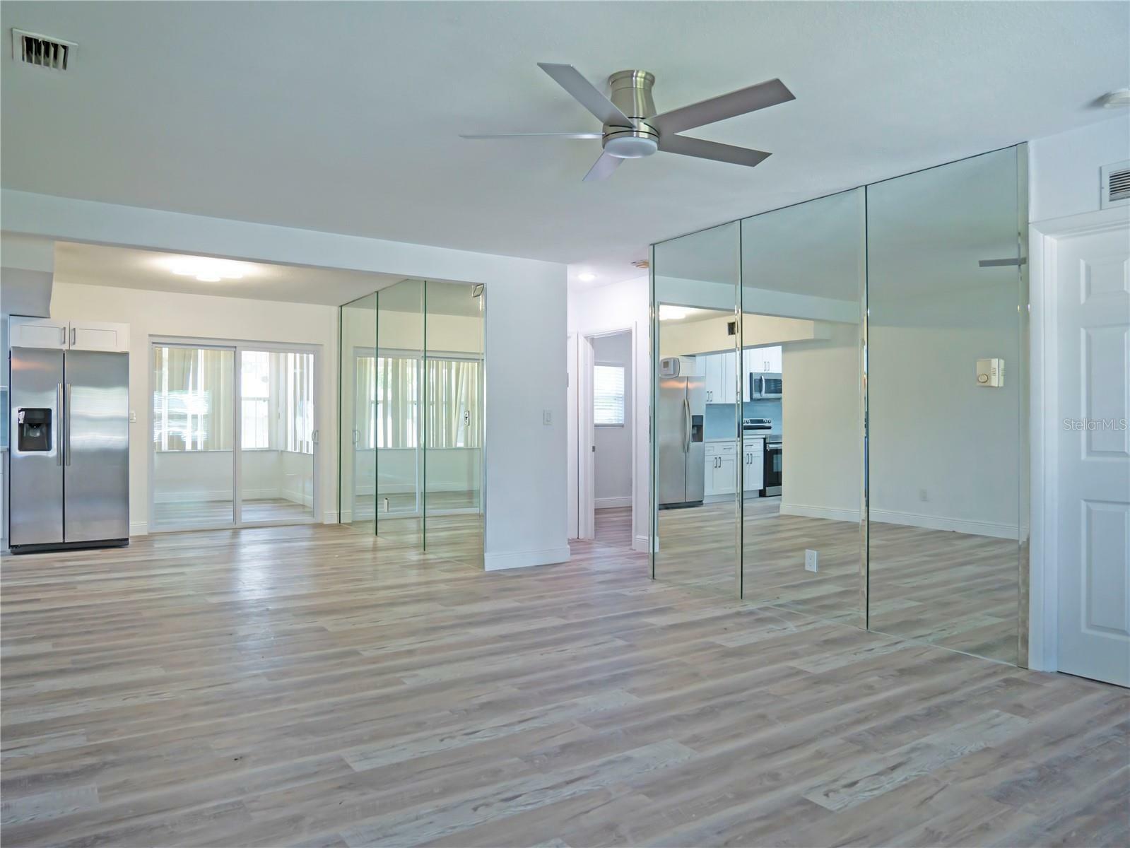 Property Photo:  5410 Jersey Avenue S  FL 33707 