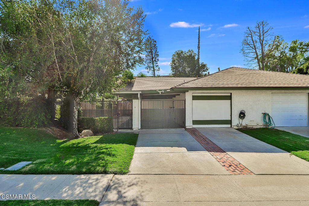Property Photo: 2080 Covington Avenue CA 93065