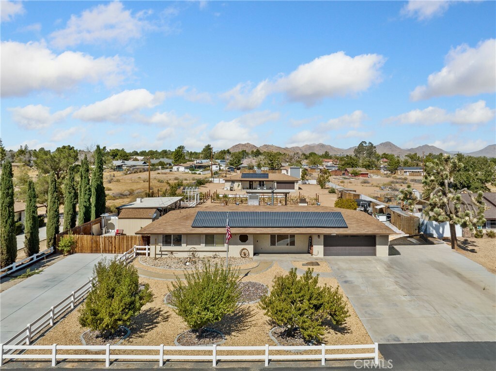 Property Photo:  13990 Jicarilla Road  CA 92307 