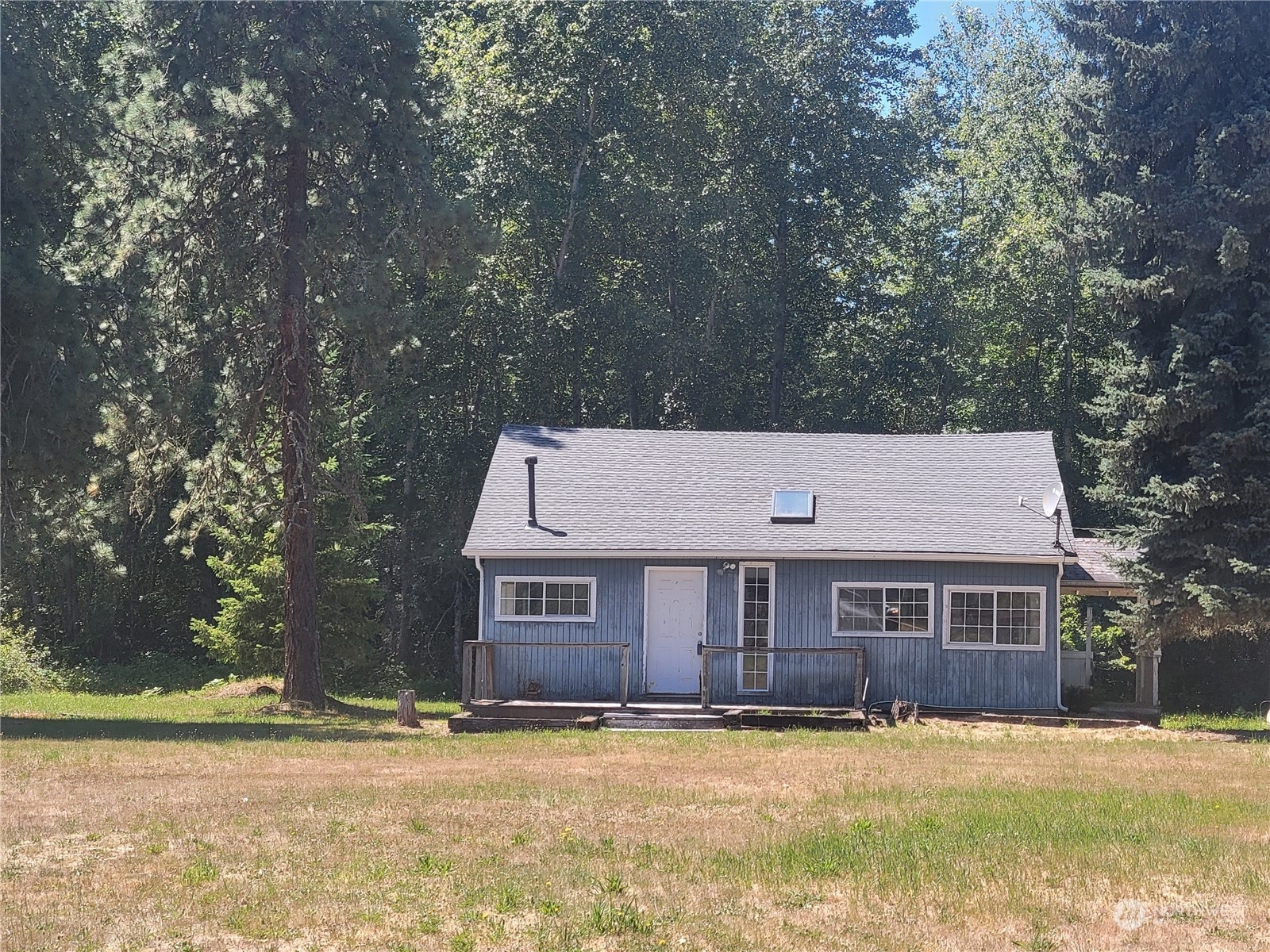 Property Photo:  31616 Mountain Highway E  WA 98328 