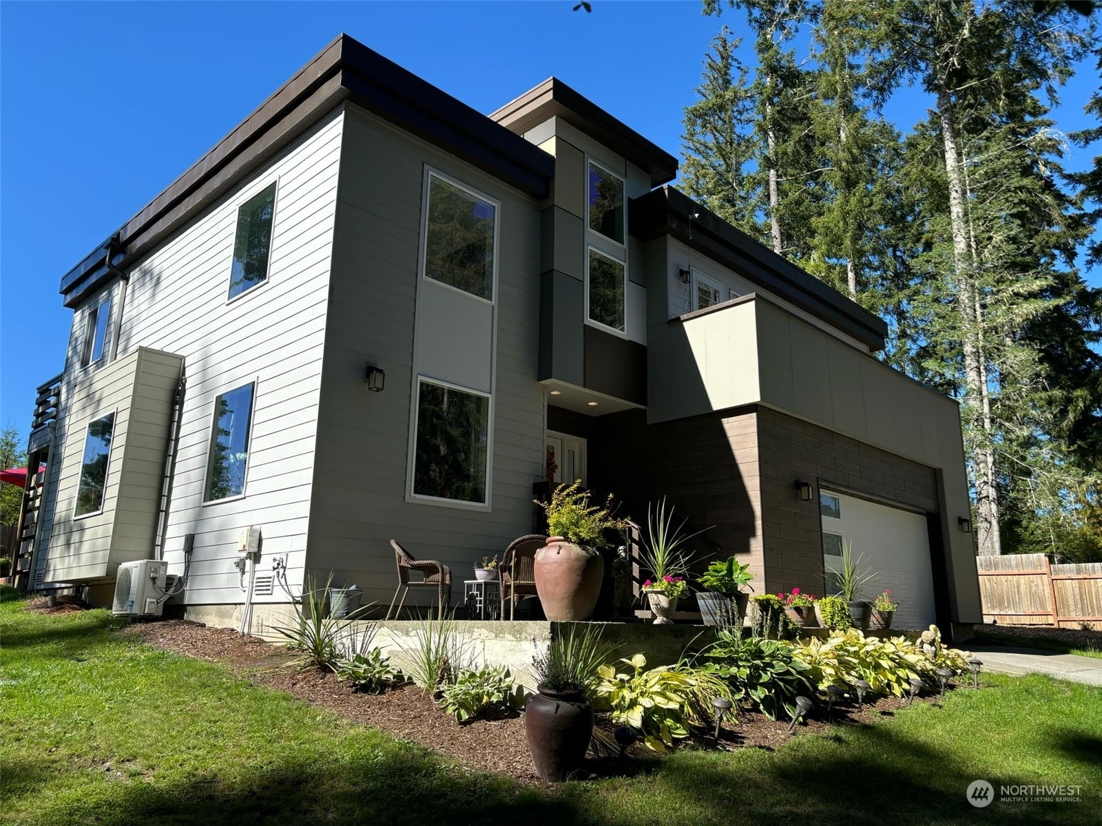 Property Photo:  210 E Emerald Lake Drive W  WA 98546 