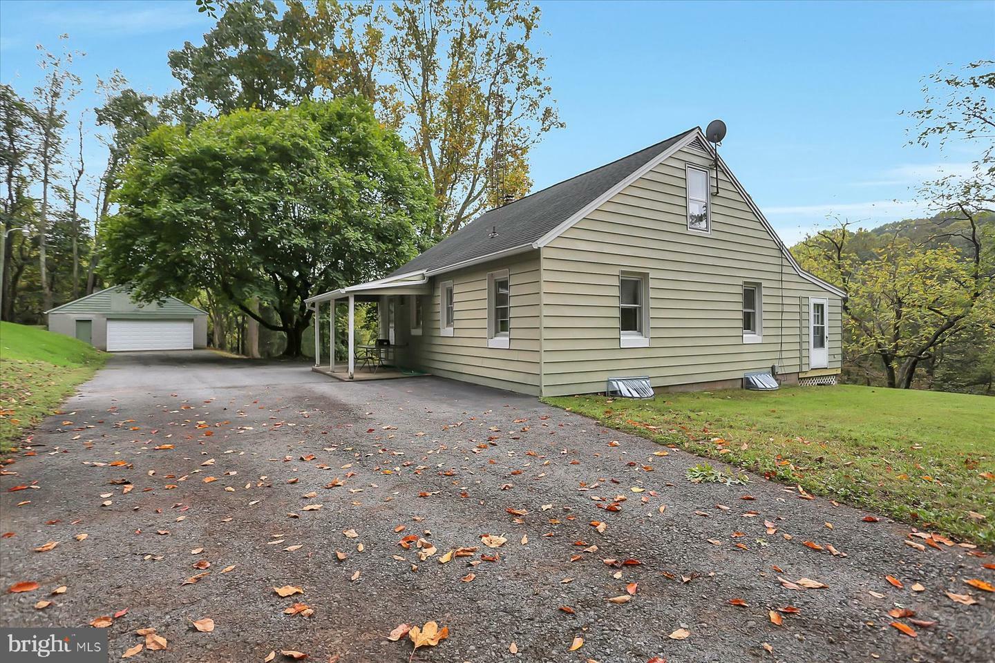 Property Photo:  32 Buffalo Creek Road  PA 17020 