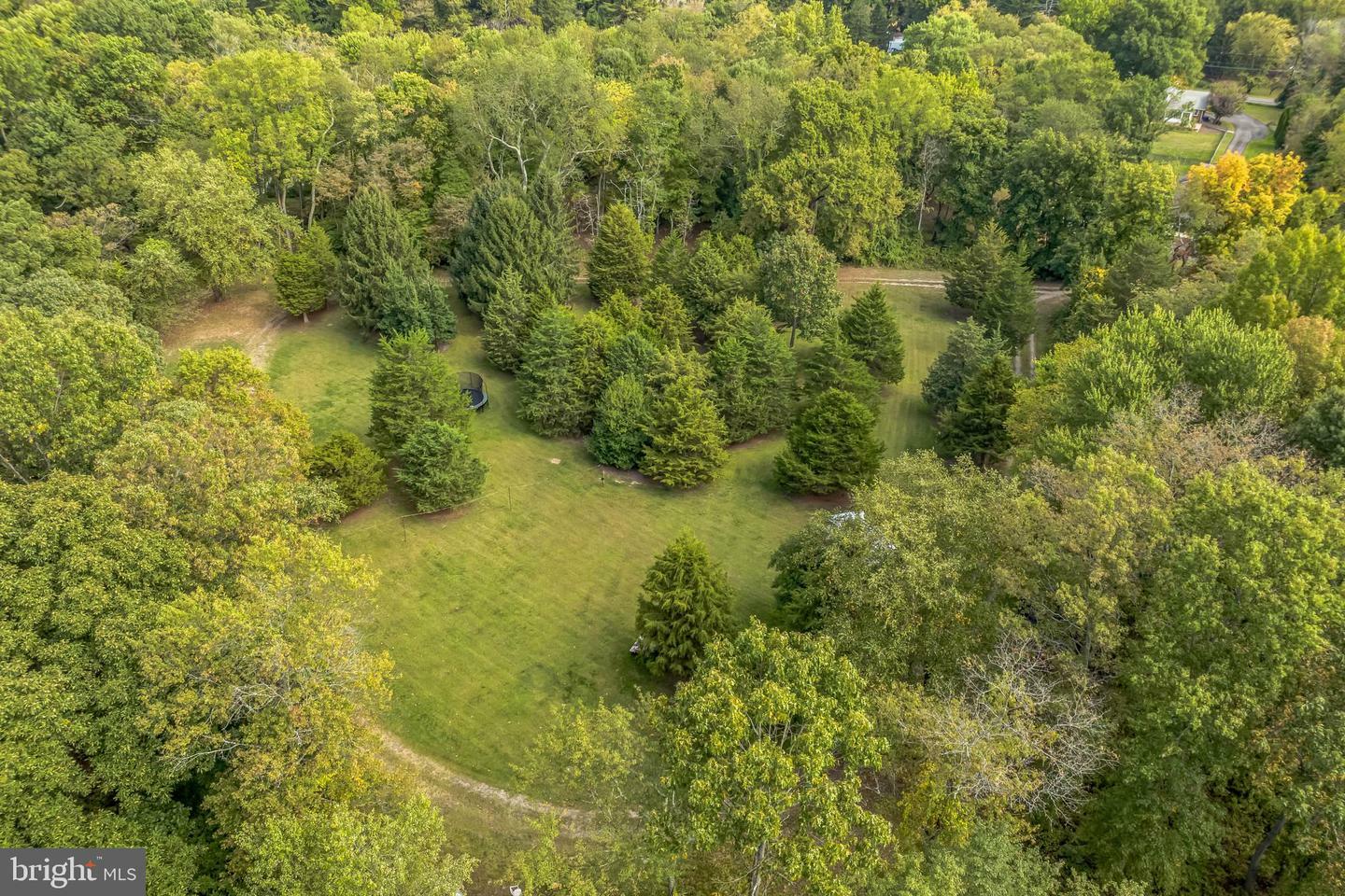 Property Photo:  810 Mount Laurel Road  NJ 08036 