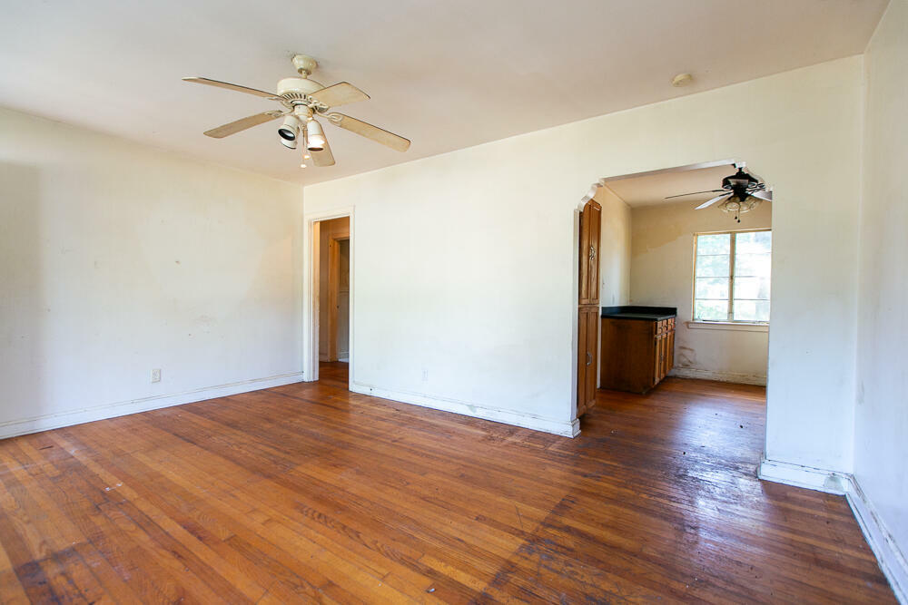 Property Photo:  303 Riverland Drive  SC 29412 