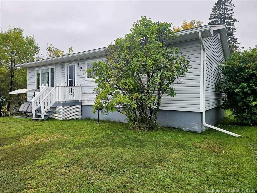 775 Coffyn Crescent  Bathurst NB E2A 4K2 photo