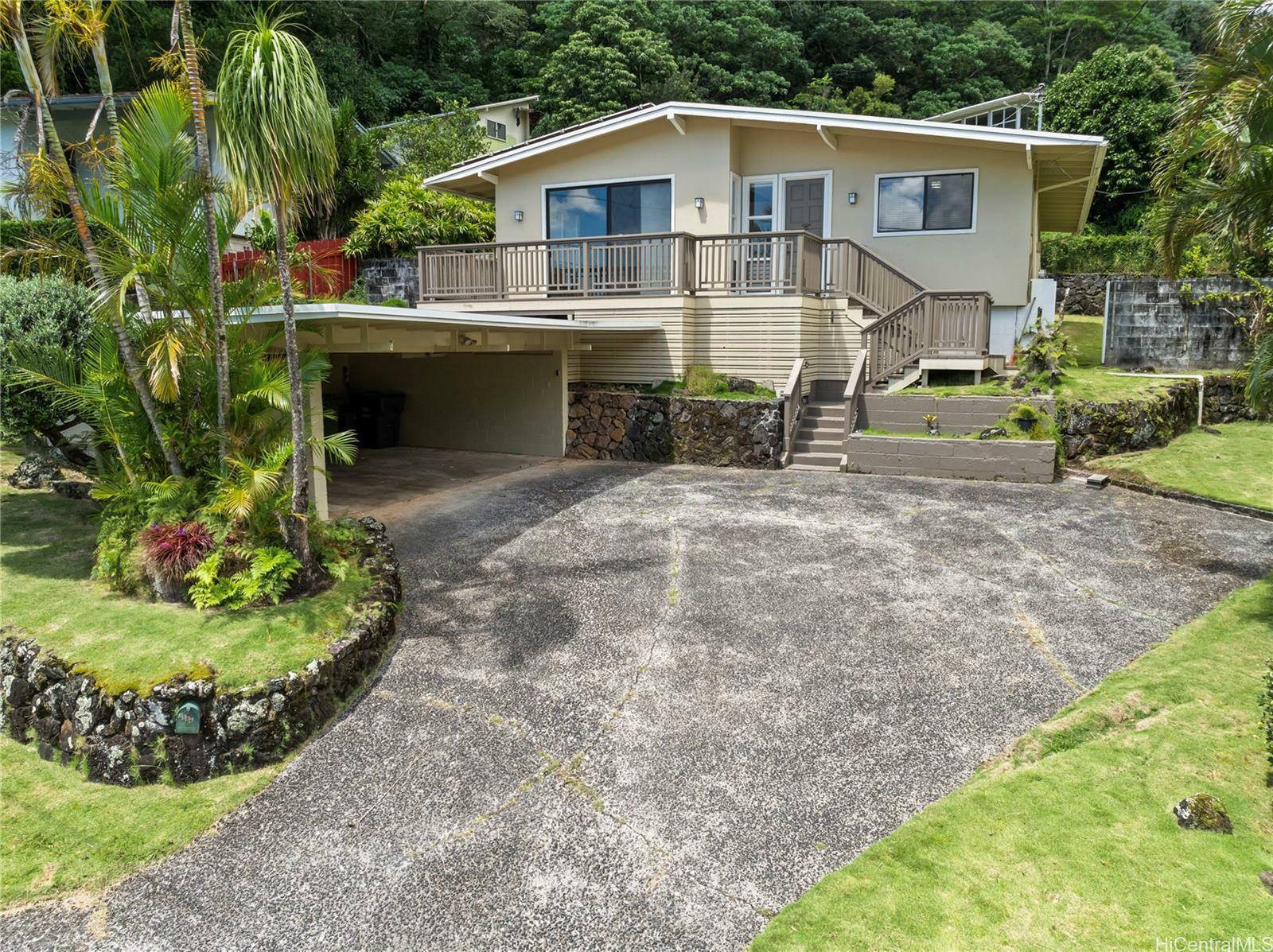 Property Photo:  3586 Kumu Place  HI 96822 