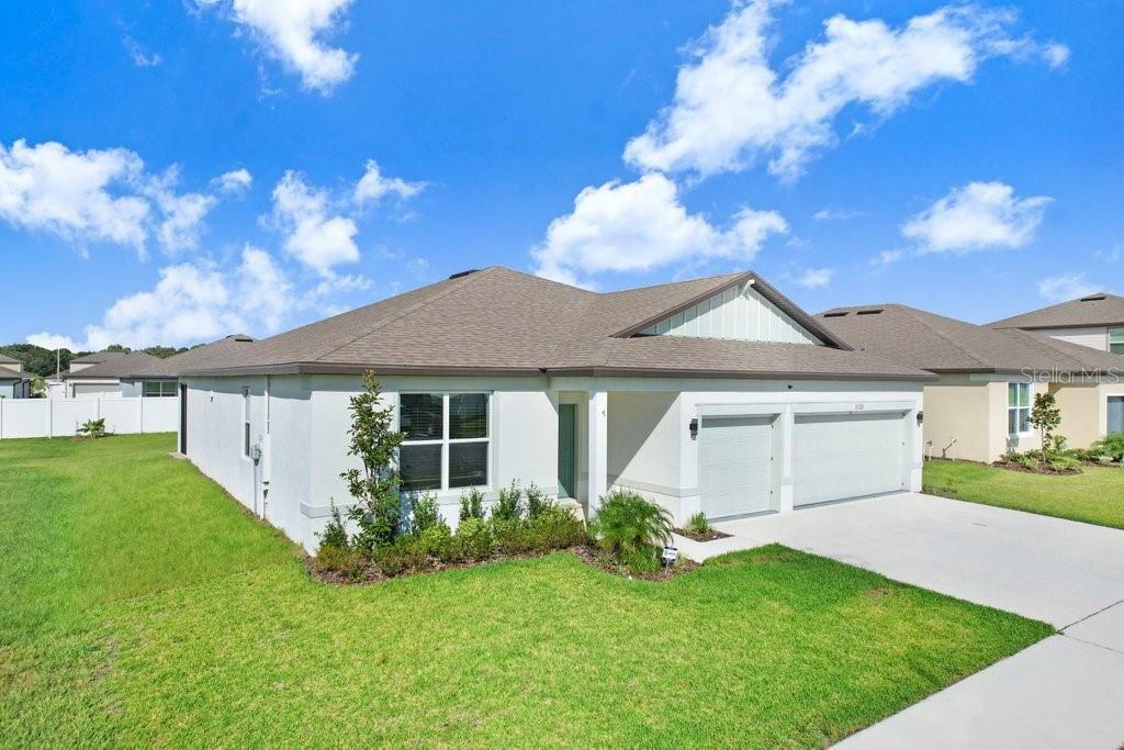 Property Photo:  1125 Michelangelo Lane  FL 33884 