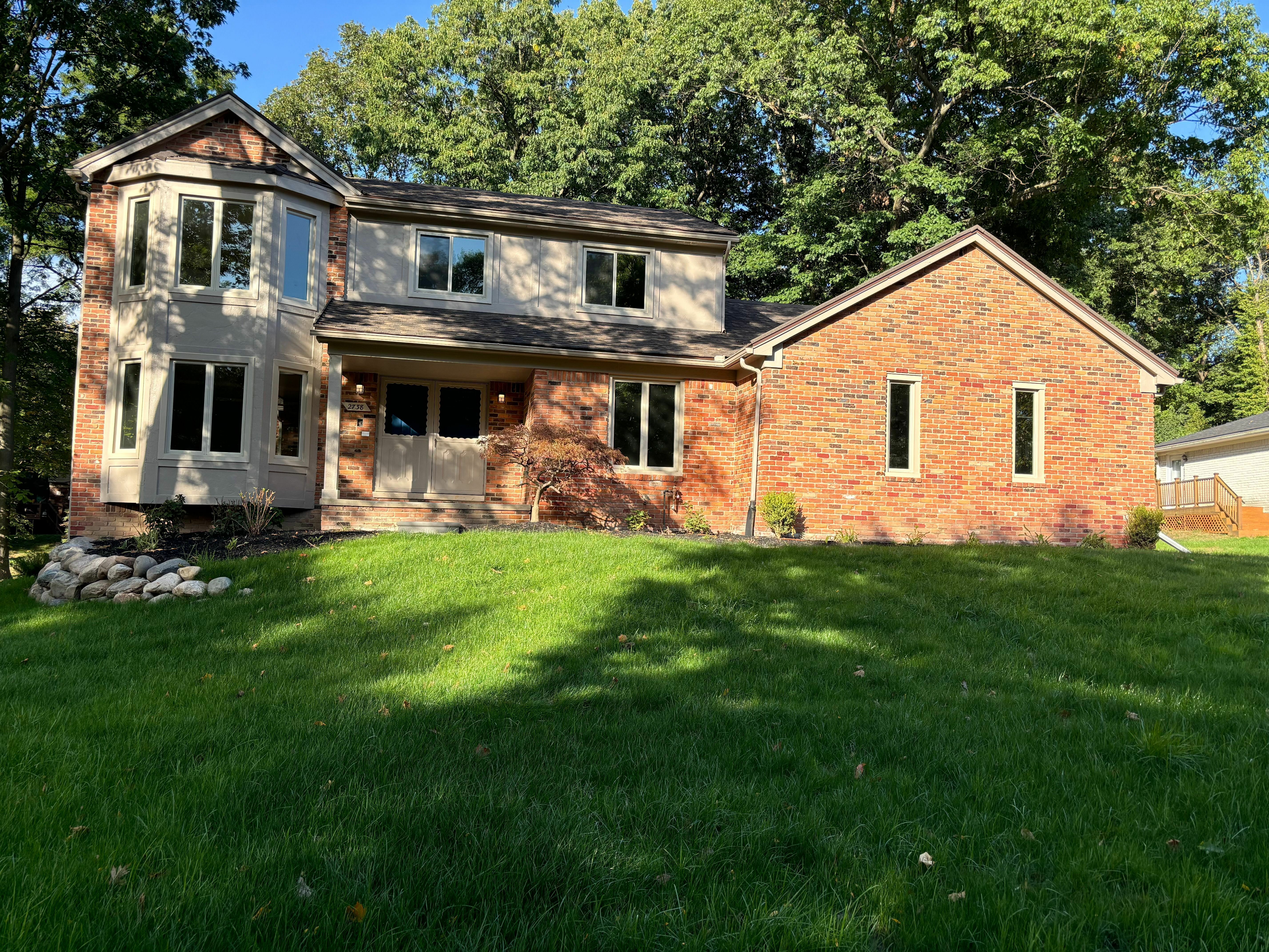 Property Photo:  2738 Creek Bend Drive  MI 48098 2320 