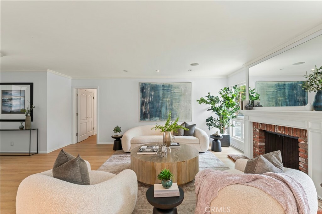 4606 Cortland Drive  Corona Del Mar CA 92625 photo