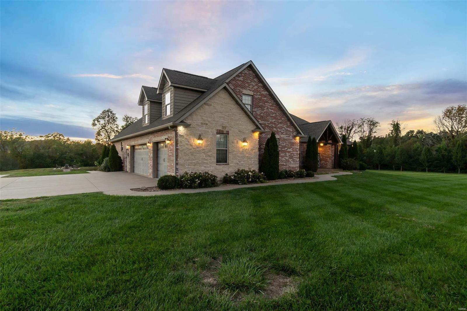 Property Photo: 165 Kingsborough Court MO 63755