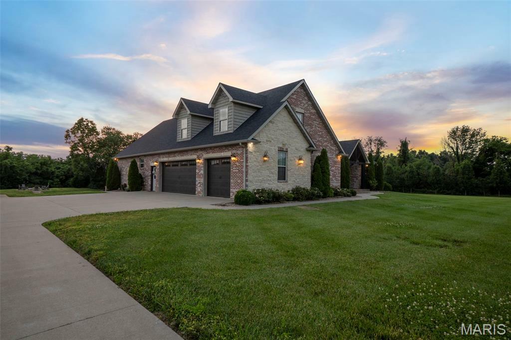 Property Photo: 165 Kingsborough Court MO 63755