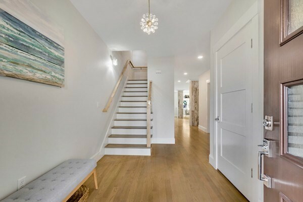 Property Photo:  30 Maple Avenue 1  MA 02458 