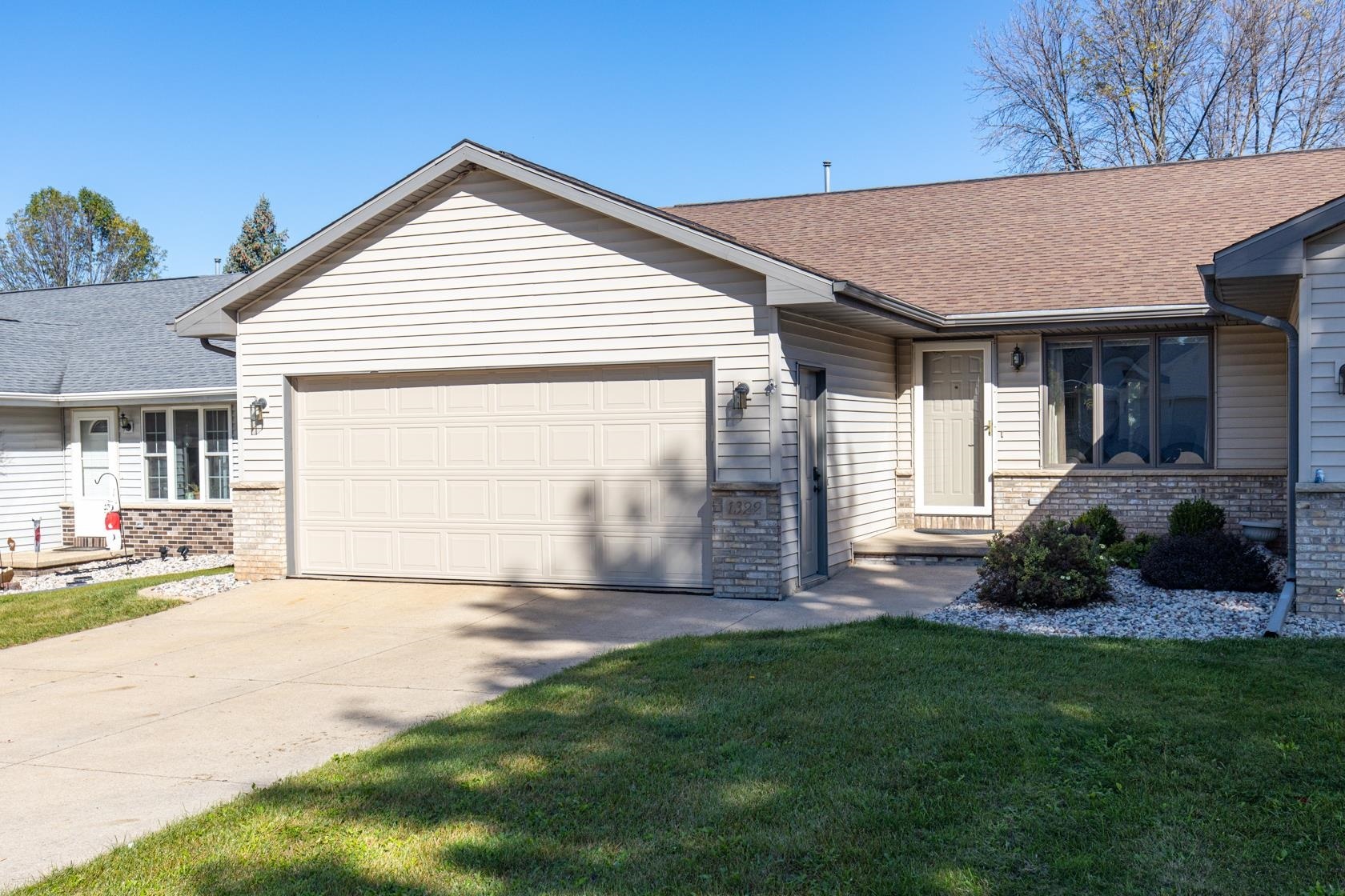 Property Photo:  1322 W Weiland Lane  WI 54914 