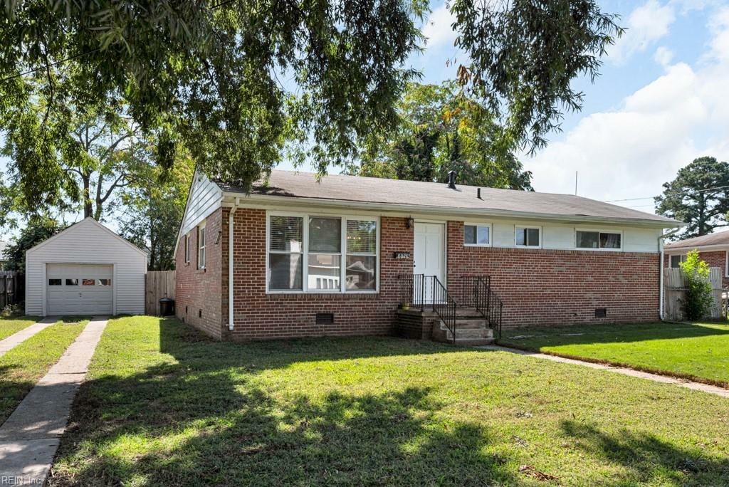 Property Photo:  8028 Tarpon Place  VA 23518 