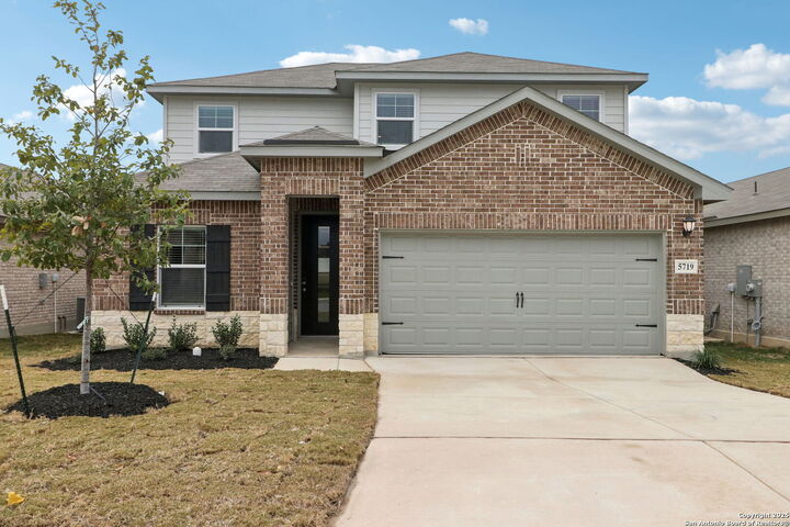 Property Photo: 5719 Sendero Ranch TX 78253