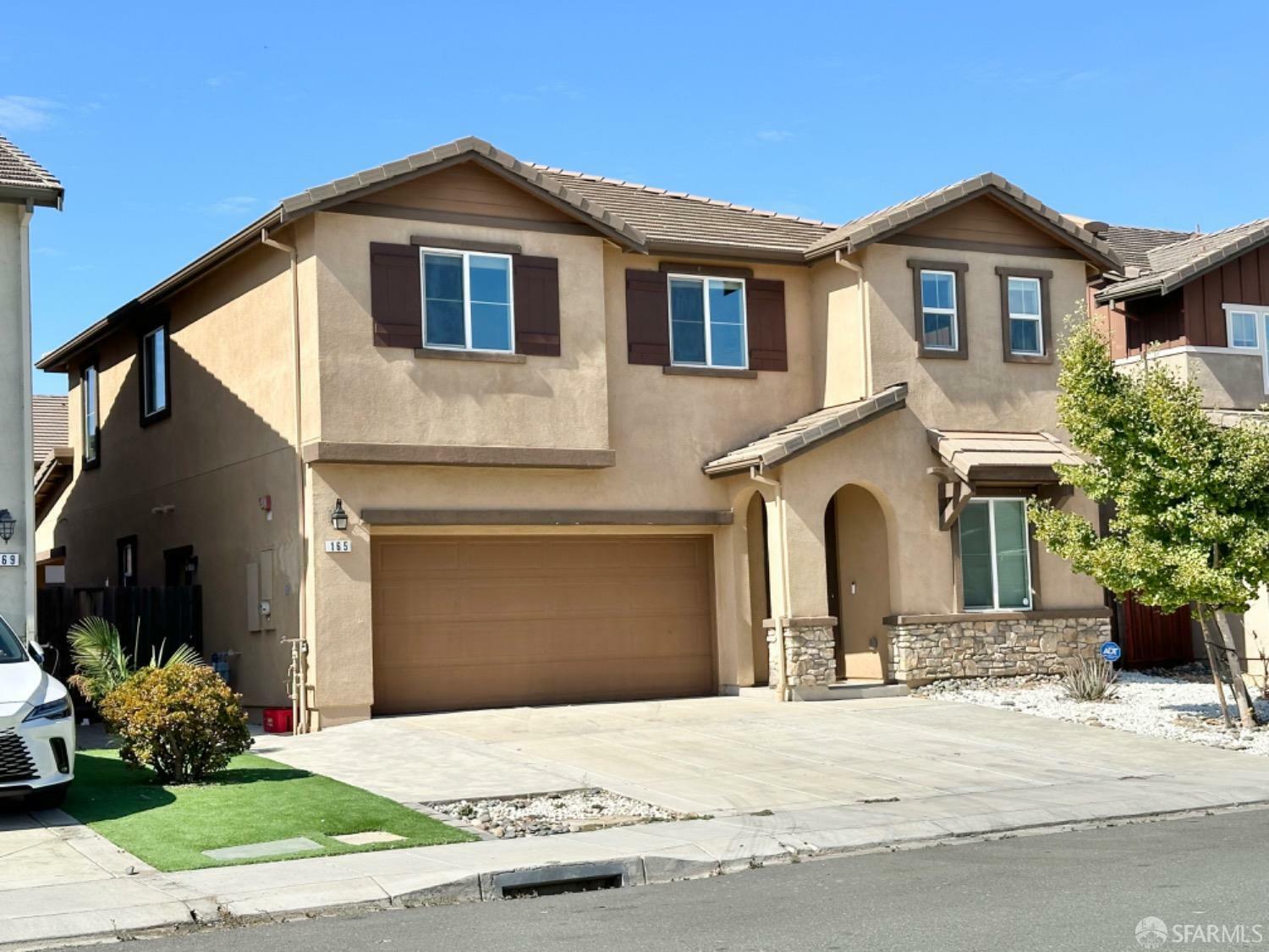 Property Photo:  165 Willowrun Way  CA 94561 