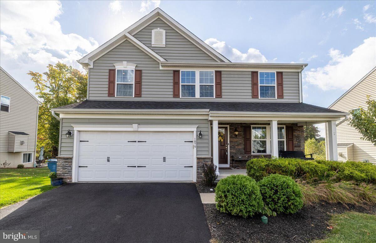Property Photo:  1879 Alamingo Drive  PA 18951 