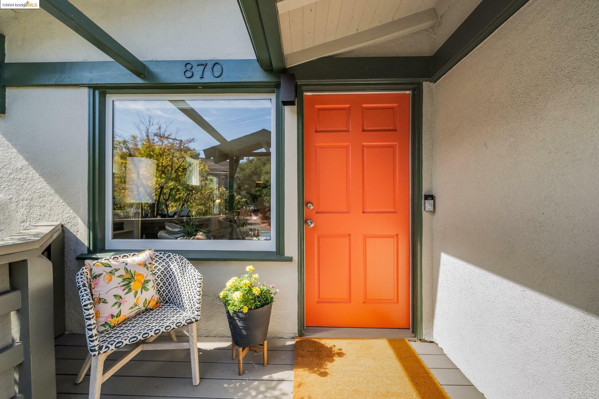 Property Photo:  870 Peralta Ave  CA 94707 